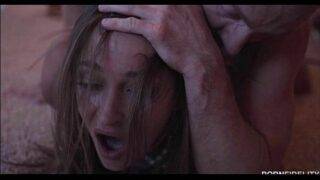 Horny lady fucked her bodyguard